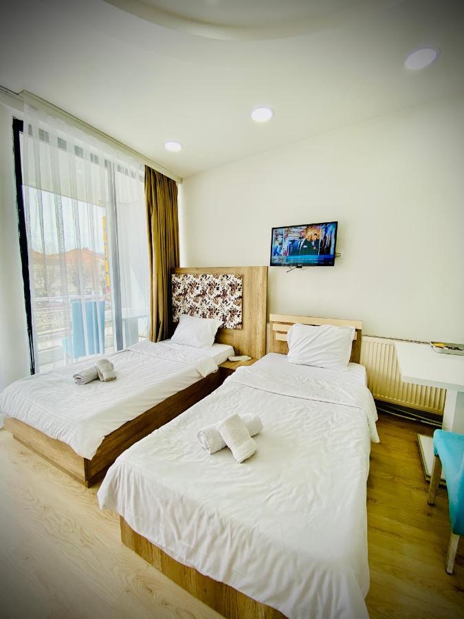 Hotel Perla Prizren Exterior foto
